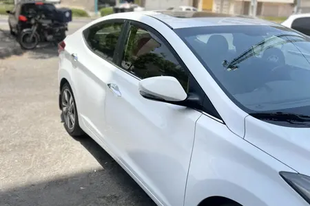 مزایده خودرو هیوندای، النترا 1.8 لیتر
