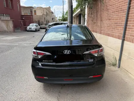 مزایده خودرو هیوندای، سوناتا 2.4 لیتر اتوماتیک