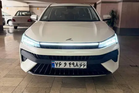 مزایده خودرو کی ام سی، eJ7 ساده