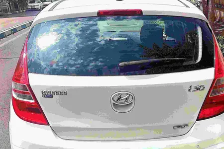 مزایده خودرو هیوندای، i30 اتوماتیک