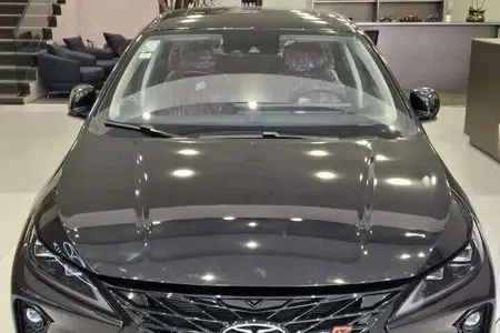مزایده خودرو فونیکس، آریزو 6 جی تی (Z6 GT) اکسلنت