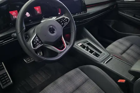 مزایده خودرو فولکس، گلف GTI