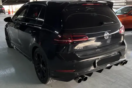 مزایده خودرو فولکس، گلف GTI