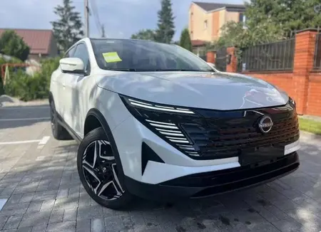مزایده خودرو نیسان، قشقایی تک دیفرانسیل آنر
