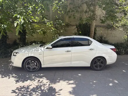 مزایده خودرو دنا، پلاس EF7 5 دنده ساده