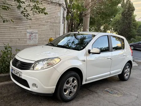مزایده خودرو رنو، ساندرو اتوماتیک