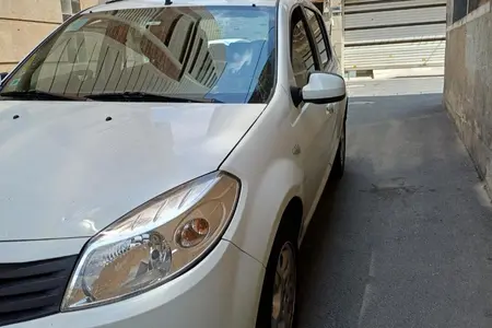 مزایده خودرو رنو، ساندرو اتوماتیک