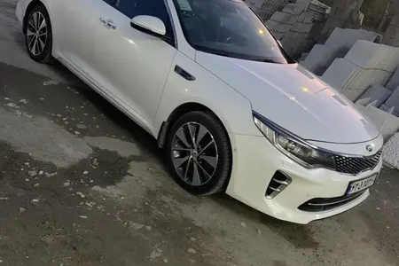 مزایده خودرو کیا، اپتیما 4 سیلندر GT لاین