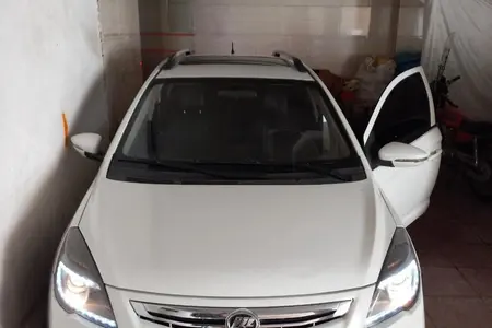 مزایده خودرو لیفان، X50 دنده ای