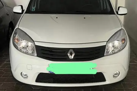 مزایده خودرو رنو، ساندرو اتوماتیک
