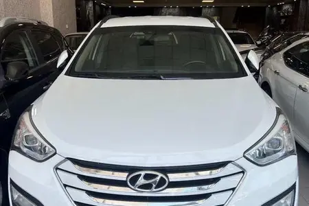 مزایده خودرو هیوندای، سانتافه 4 سیلندر تک دیفرانسیل