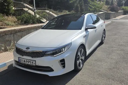 مزایده خودرو کیا، اپتیما 4 سیلندر GT لاین