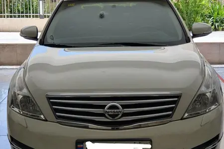 مزایده خودرو نیسان، تی ینا اتوماتیک