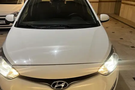 مزایده خودرو هیوندای، i20 اتوماتیک