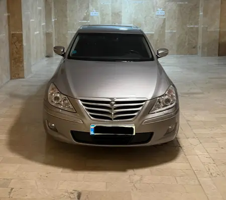 مزایده خودرو هیوندای، جنسیس اتوماتیک