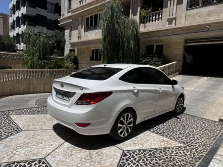 مزایده خودرو هیوندای، اکسنت 1.6 لیتر ساده