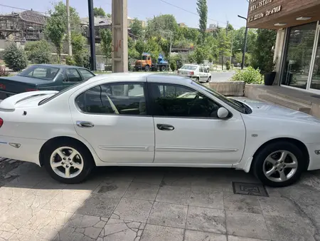 مزایده خودرو نیسان، ماکسیما اتوماتیک