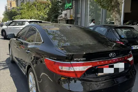 مزایده خودرو هیوندای، آزرا (گرنجور) 6 سیلندر