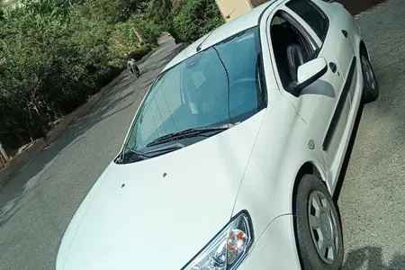 مزایده خودرو رانا، LX دنده ای