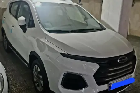 مزایده خودرو کی ام سی، SR3 1.6 لیتر