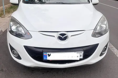 مزایده خودرو مزدا، 2 هاچ بک اتوماتیک
