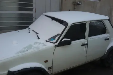 مزایده خودرو رنو، پی کی دنده ای