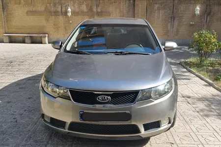 مزایده خودرو کیا، سراتو 2.0 لیتر اتوماتیک