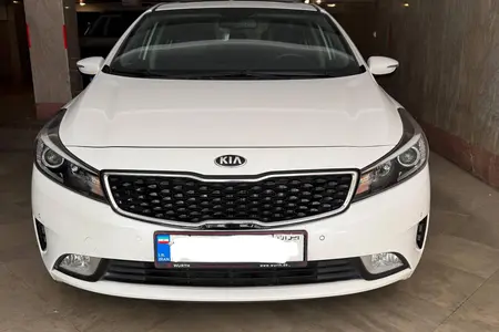 مزایده خودرو کیا، سراتو 2.0 لیتر اتوماتیک