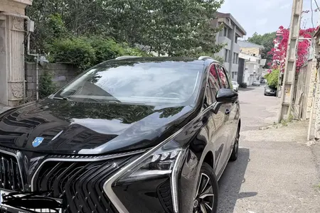 مزایده خودرو فردا، سوبا M4 اتوماتیک